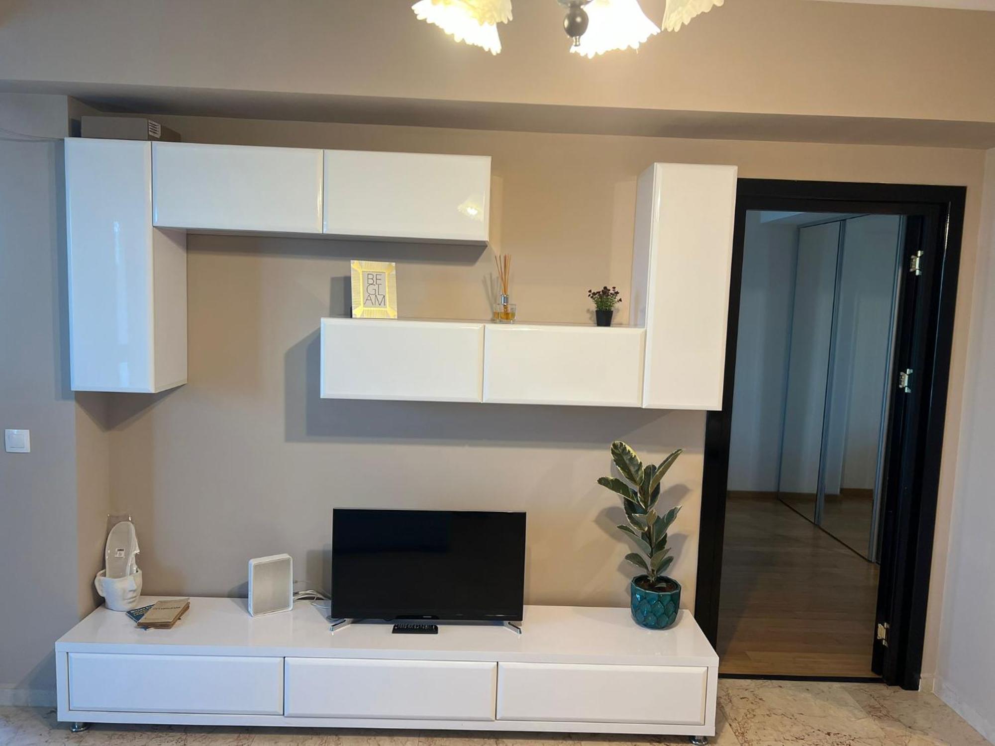 Copou Langa Parhon-iro Apartment *