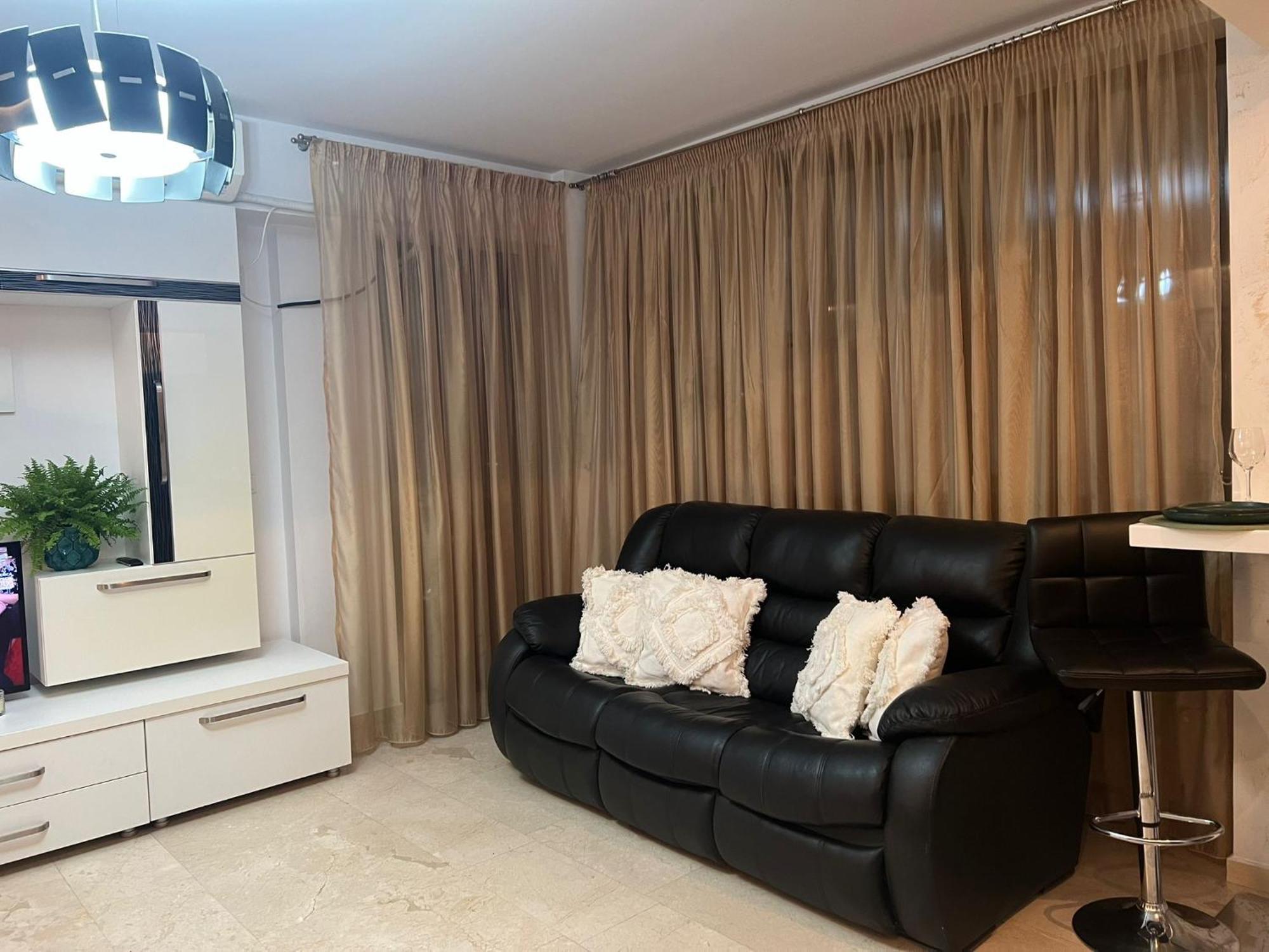 Copou Langa Parhon-iro Apartment